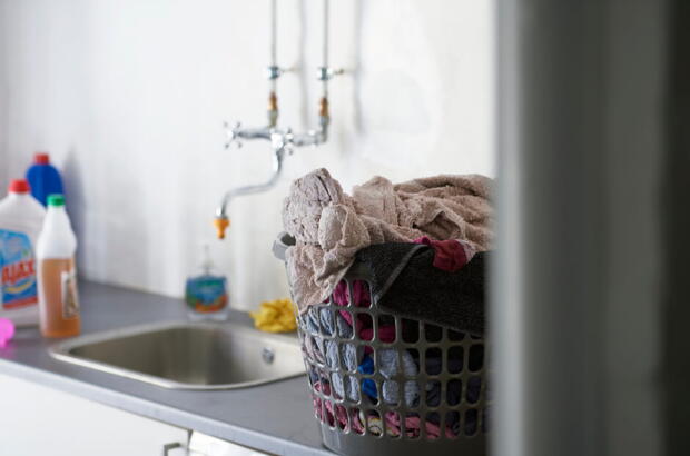 Feuchte Wäsche in einer Waschküche | VELUX Magazin